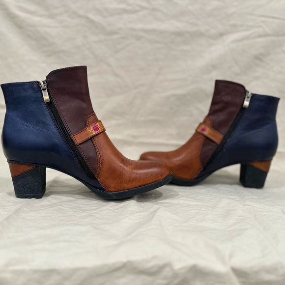 L’Artiste Spring Step Bootie - Picture 11 of 11